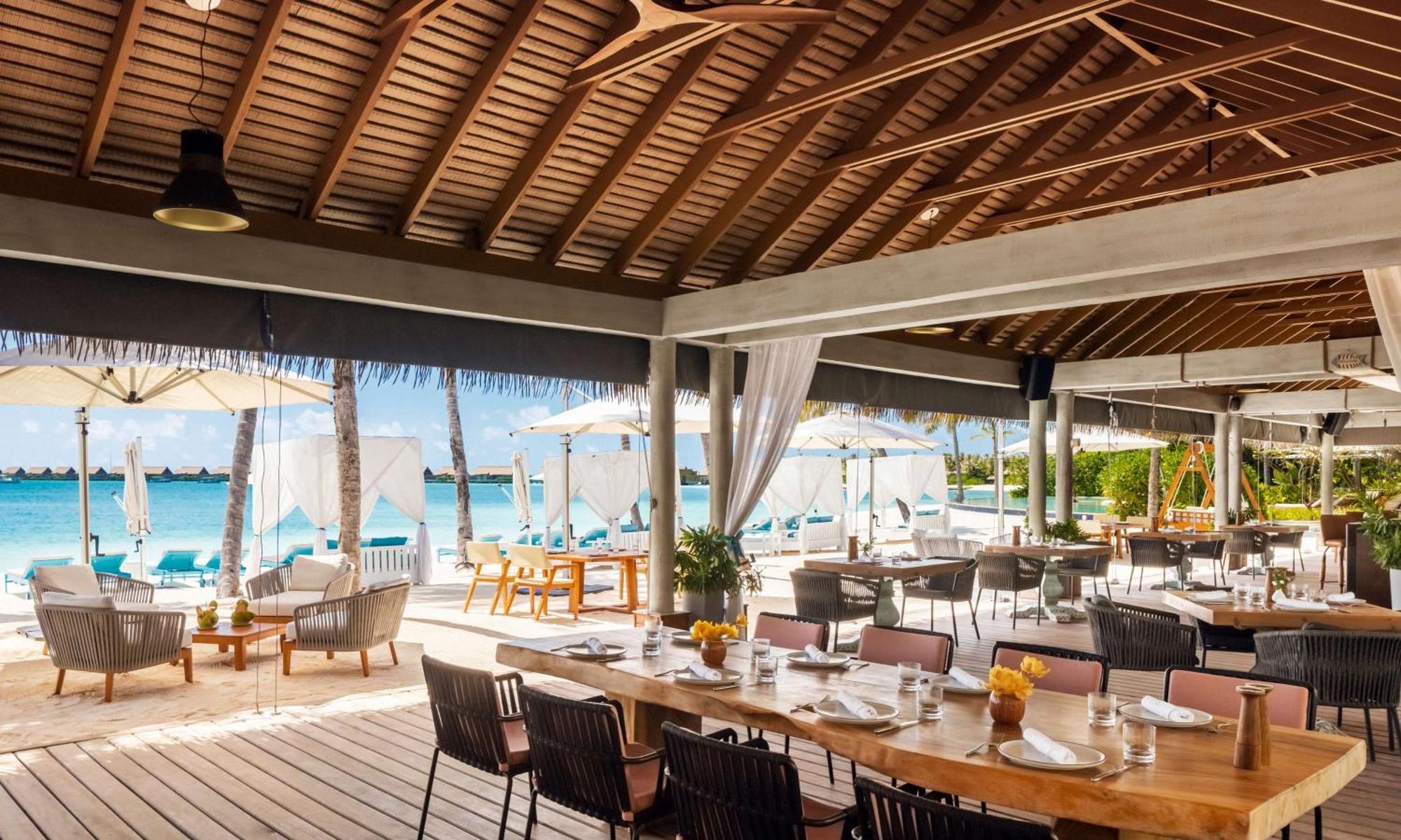 Waldorf Astoria Maldives Ithaafushi Resort 5*